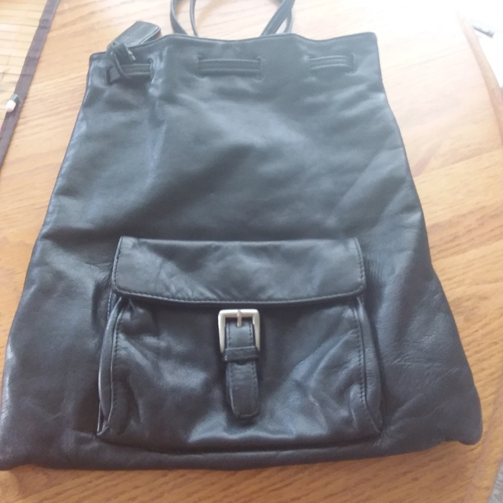 Leather Co by Liz Claborne Leather Backpack - Picture 4 of 4